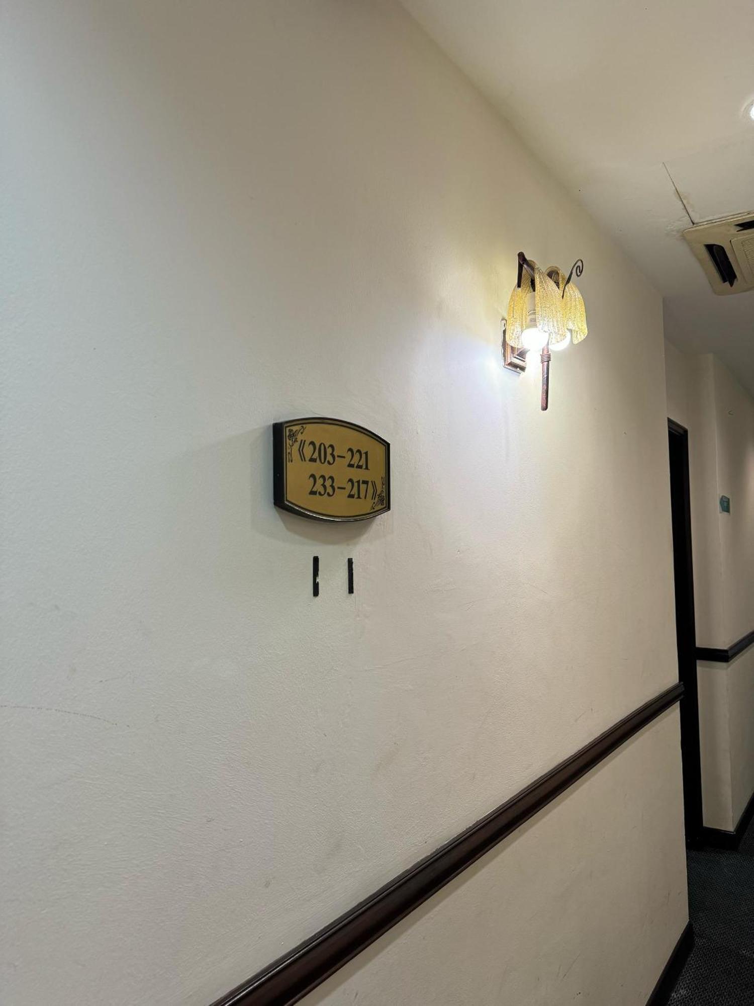 Cozy Fox Hotel Petaling Jaya Bagian luar foto